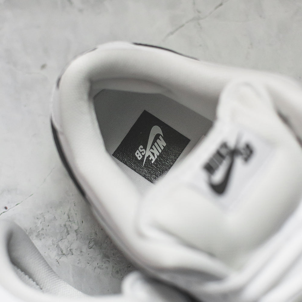 Nike SB Dunk Low White Gum